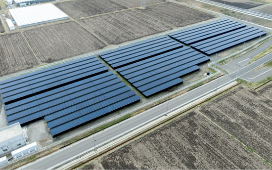 仙台蒲生太陽光発電所の外観